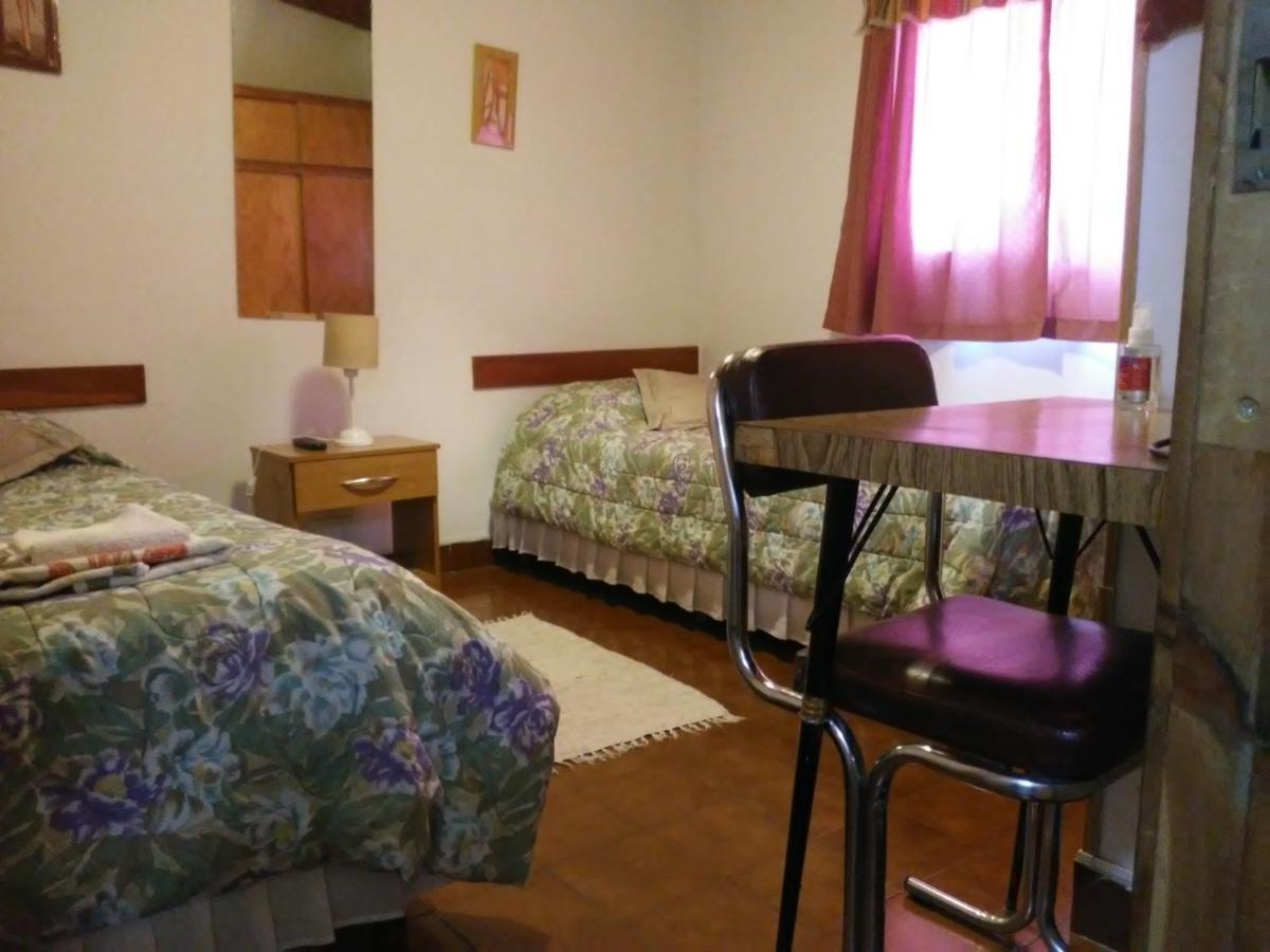 Residencial Sissus Hotel San Carlos de Bariloche Exterior photo