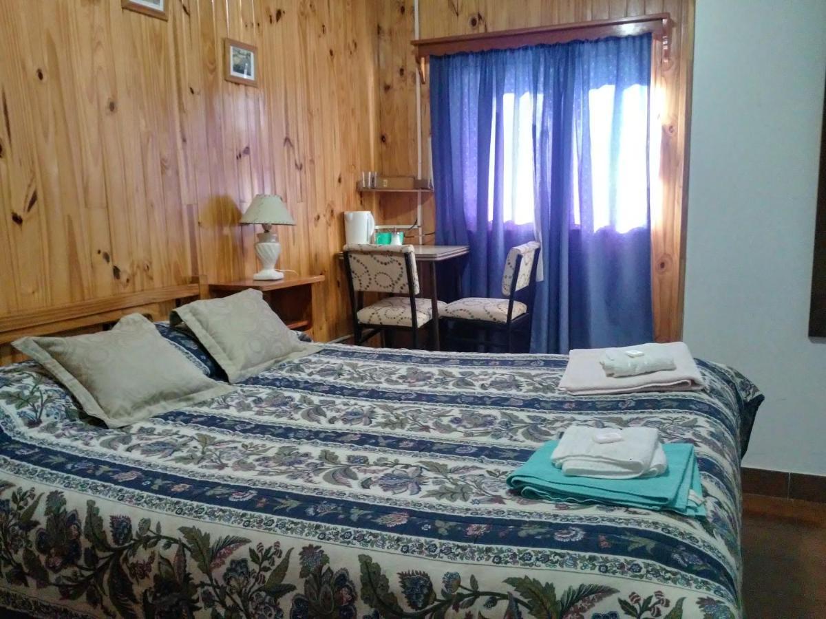 Residencial Sissus Hotel San Carlos de Bariloche Exterior photo